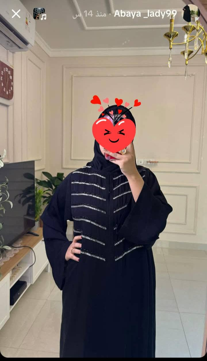 عبايات خليجي تجنن خامه ونضافة الحجز والتفاصيل على هذا الرقم ***********

نص مكتوب في الصور:
- Abaya_lady99 ٠ منذ 14 س
- Abaya_lady99 · منذ 14 س
- Abaya_lady99 ١٤ س منذ