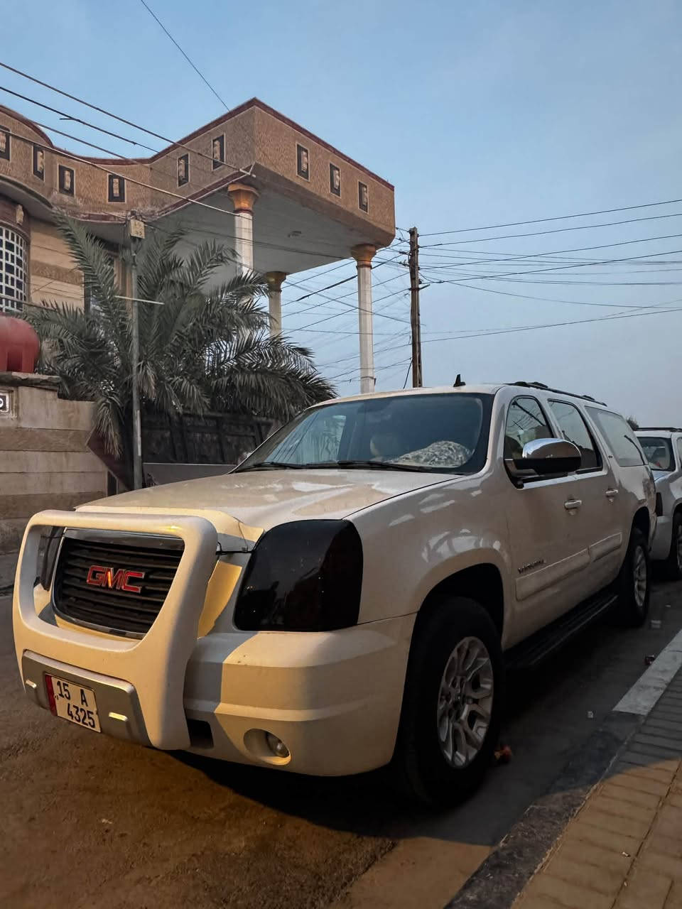 السلام عليكم يوگن GMC مديل 2007 
كير مكينه اكسل بلادي 
حدادية خير من الله 
تبريد خير من الله 
السيارة مال بيت لا متعوبه ولا مشتغلة خط 
مكاني البصرة المعقل 
السعر التفاصيل اكثر اتصل وبخدمتك 
تلفون    أبو رضا ***********
(مكلف بنشر )
