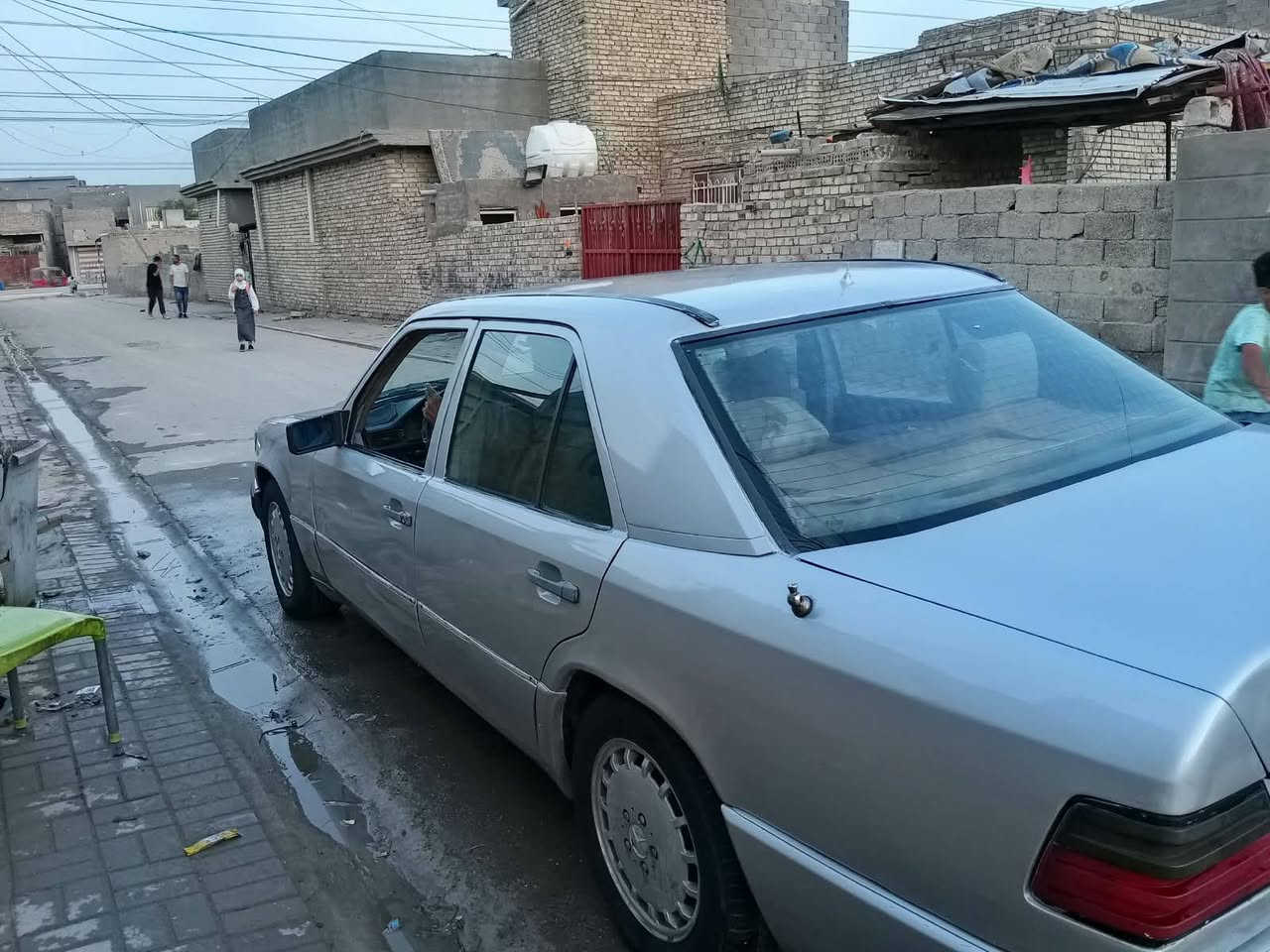 مرسيدس • ١٩٩٢ • رقم نجف