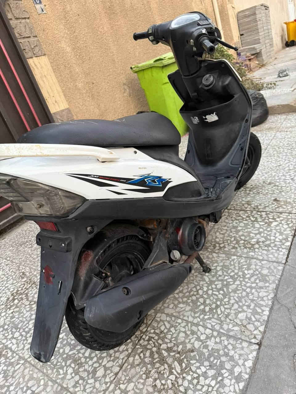 للبيع ماكس عدله بلاديه اصوليه نكره سلف باي وقت محرك بلادي برغي ممفتوح بي ناعم  اخرس اختصار دراجه مآل جنايه اوراق كامله جيب اي فيتر افحص واخذ مكان بغداد جديده اسفسار خاص او***********
