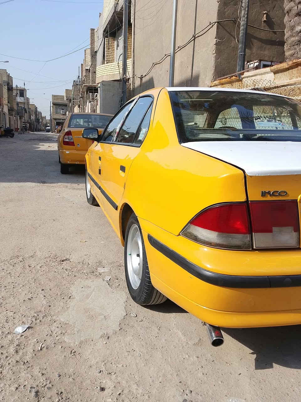 سمند • ٢٠١١ • دواخل نضيف