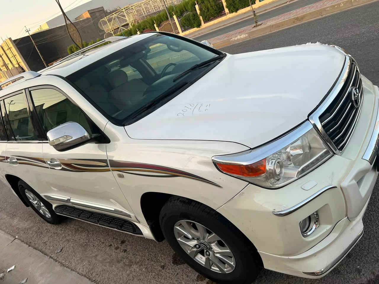 V8  لاندكروز
مديل  10  بغداد بأسمي

فول مثل ما معروف الڨكسار

السونار مثل ما موضح وتجي وتفحص الي يعجبك 

السياره ادامه كامله1400 كلفتني والله مع تخم تاير جديد اليوم انشد كوري 470 الف.. 

السعر 263.
مكاني كربلاء المقدسة طريق الحر 
للاستفسار اتصال.. 

***********.

***********

نص مكتوب في الصور:
- فحص السيارات بجهاز السونار الالكتروني بارد صبغ جيد أسم الزبون : بلا الماركة : بلا الموديل : بلا الرقم : بلا التاريخ : 2026-06-01 الوقت : 6:29 PM التقرير : 1702 ملاحظة : نخلي مسؤوليتنا بعد انتهاء الفحص وتسليم التقرير الى الزبون عمر الفلنجة جيد جيد جيد جيد عمر الاطارات جيد جيد جيد جيد عمر ناقل الحركة جيد عمر المحرك جيد NO IMAGE AVAILABLE
- *********** سونار النجف الحديث فحص السيارات بجهاز السونار الالكتروني بارد صبغ تبديل اسم الزبون: بلا الماركة: لاند كروز الموديل: بلا سونار النجف الحديث لفحص السيارات الرقم: 97903 التقرير: 13454 التاريخ: 02-06-2026 الوقت: 4:32 PM ملاحظة: نخلي مسؤوليتنا بعد انتهاء الفحص وتسليم التقرير الى الزبون خدوش صبغ تبديل بارد لم يتم الفحص+فتح صبغ+بارد+تكحيل+تطبيع جاملغ بارد+تكحيل+طعجه رصعات سليم