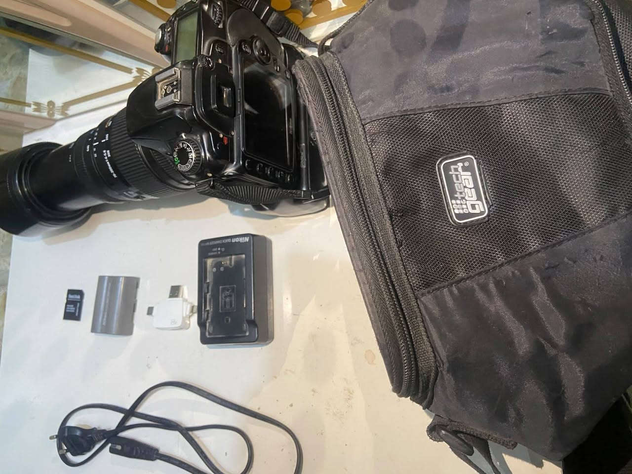 📸 للبيع او مراوس بآيفون كاميرا Nikon D90
🔹 الكاميرا مستخدمة ونظافتها 90% 🔹 عدسة 70-300mm رياضي عملاق 🔹 جنطة كاميرا 🔹 شاحن 🔹 بطارية 🔹 ادبتر ورام لنقل الصور

📷 التصوير ممتاز ومناسبة للتصوير الفوتوغرافي والمناسبات والفعاليات.

💰 السعر .450 ألف دينار 📍 البيع في كربلاء للاسف ماعندي توصيل 📩 للاستفسار والتفاصيل اما خاص او واتس ***********
