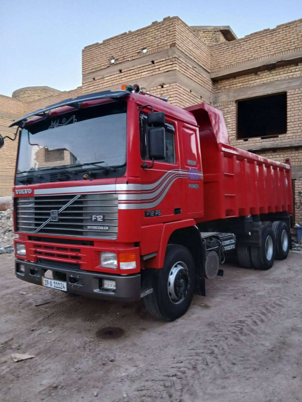 سلام عليكم فالفو للبيع موديل 92 مكينه 121 كير3/3 مجموعه النكي اسياره كفاله عامه اتصال على ارقم ***********
