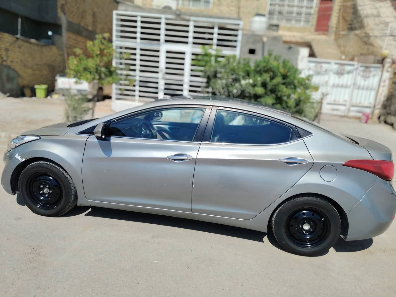 يالله النترا ٢٠١٦ خليجي
مكينه 1800 بيهه خيط بخار

تبريد شغال منضومه كامله

تخم تاير قبل شهر شديته

حداديه ومشط قبل شهر

وبيهه صبغت حزام سياره

دوشمه حديده 

راديتار +باتري+مروحه +جوينات كله جديد

مراوس هم ترهم 
سعر ٨٨ بسمي نجف
***********
