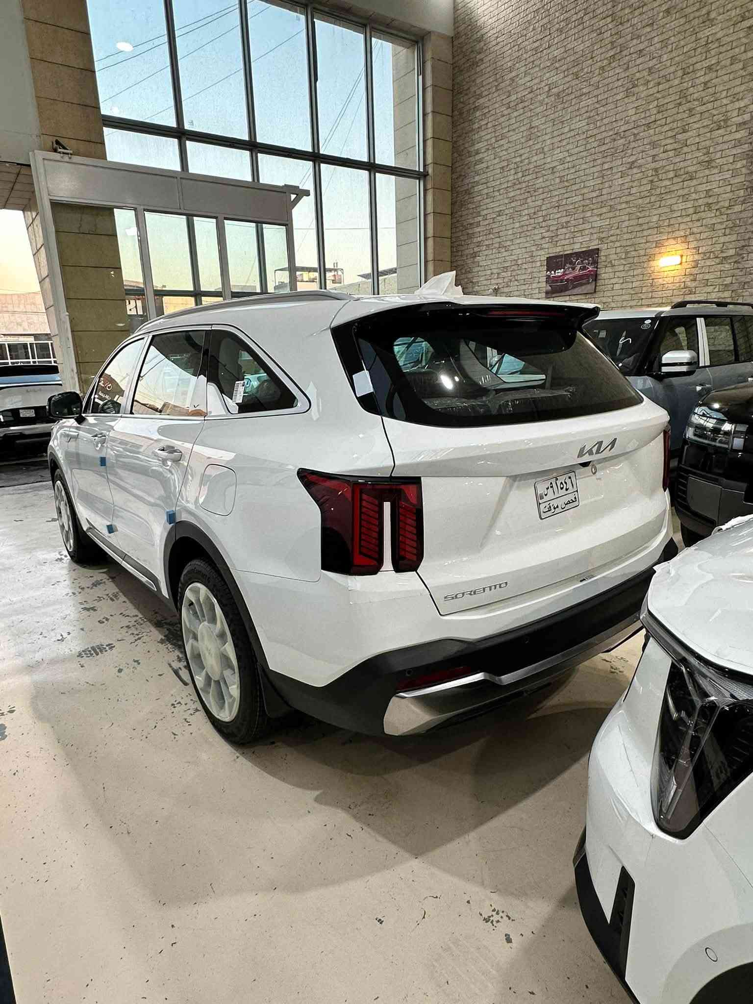�✨ شركة نيروز لتجارة السيارات ✨🚘
نعلن الكم اليوم تخافيضات قوية جداً على سيارت سورنتو 

📍 بغداد – معارض النهضة – الشارع العام

🔥 وصلت حديثًا إلى شركة نيروز

سيارة موديل 2026 بمواصفات استثنائية تجمع بين الفخامة، القوة، والتقنيات الحديثة.

🛡️ خليجي – زيرو – ضمان الشركة الدولية

📋 المواصفات:

✅ محرك V6 سداسي الأسطوانات

✅ ناقل حركة أوتوماتيكي 8 سرعات

✅ أربع كاميرات

✅ تشغيل عن بُعد

✅ تشغيل ودخول ذكي بالبصمة

✅ فتح الصندوق الكهربائي

✅ هوائي Shark Fin

✅ حساسات أمامية وخلفية

✅ مصابيح زينون + LED

✅ كشافات ضباب

✅ Back Light LED

✅ إشارات مدمجة بالمرايا

✅ مرايا جانبية كهربائية قابلة للطي

✅ ماسحة خلفية

✅ عدد 2 Airbag

✅ ناقل حركة إلكتروني (Gear Mouse)

✅ فرامل يد كهربائية

✅ نظام ABS

✅ لوحة عدادات رقمية (Digital)

✅ شاشة تدعم Apple CarPlay

✅ كاميرا 360°

✅ إضاءة داخلية LED محيطية

✅ شيفترات خلف المقود

✅ مثبت سرعة (Cruise Control)

✅ أوامر صوتية

✅ Bluetooth + Type-C

✅ شاحن لاسلكي للهاتف

✅ منفذ طاقة

✅ فحص إلكتروني كامل لأنظمة السيارة

✅ مقصورة رحبة تتسع لـ 7 ركاب

✅ مقاعد مخمل باللون الأبيض

✅ تحكم كهربائي بالمقاعد الأمامية

✅ نظام تكييف لمس بمنطقتين

✅ 3 قطع تبريد

✅ أوضاع قيادة (Drive Mode)

✅ نظام مانع الانزلاق

✅ نظام نزول المنحدرات

✅ حاملات أكواب

✅ فتحات تكييف للمقاعد الخلفية

✅ تطعيمات داخلية من الألمنيوم

💎 سيارة صُممت لتمنحك الراحة، والقوة، والفخامة في كل رحلة.

📍 العنوان: بغداد – معارض النهضة – الشارع العام

📞 للاستفسار والحجز:

***********

شركة نيروز لتجارة السيارات

وجهتك الأولى للسيارات الزيرو والخليجي بضمان وثقة.

