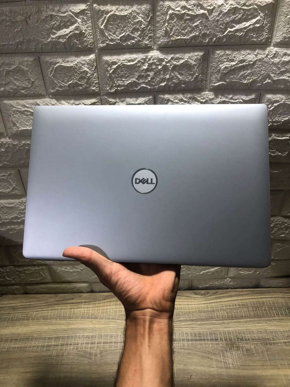 السلام عليكم
لابتوب بشاشة لمس حجم 14 يحتوي على المواصفات التالية 

معلومات الجهاز (Device specifications):

• اسم الجهاز: dell-5420

• المعالج: 11th Gen Intel(R) Core(TM) i7-1185G7 @ 3.00GHz (1.80 GHz)

• ذاكرة RAM المثبتة: 16.0 غيغابايت (15.4 غيغابايت مستخدم)

• بطاقة الرسومات: Intel(R) Iris(R) Xe Graphics (128 ميغابايت)

• مساحة التخزين: تم استخدام 68 GB من 477 GB

• نوع النظام: نظام تشغيل بإصدار 64 بت ومعالج يستند إلى x64

• القلم واللمس: دعم اللمس مع 10 نقاط لمس

معلومات Windows (Windows specifications):

• الإصدار (Edition): Windows 11 Pro

• الإصدار (Version): 25H2

الجهاز جدا نظيف وشرط الفحص 

(بسعر 375الف) وبي مجال قليل 

مع الحقيبة الخاصة به وماوس جديد

للتواصل على هذا الرقم 

‭***********‬
