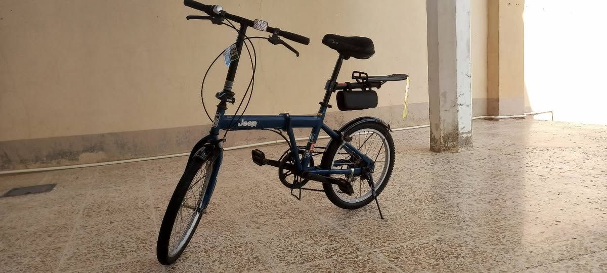 بايسكل جيب • حجم ٢٠ • نضيف