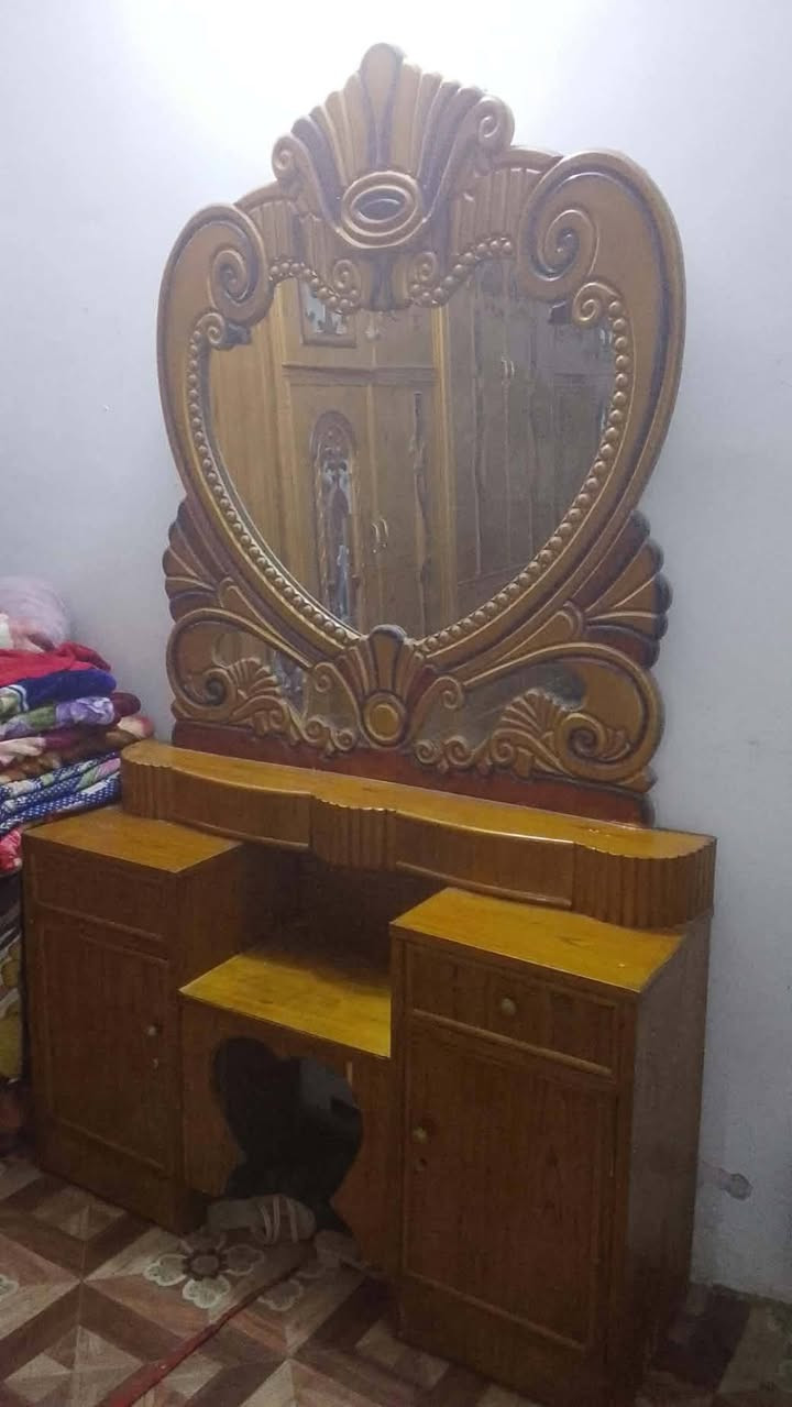 صار 3اشهر من اخذتهه وريد ابيع *********** سعر 500
