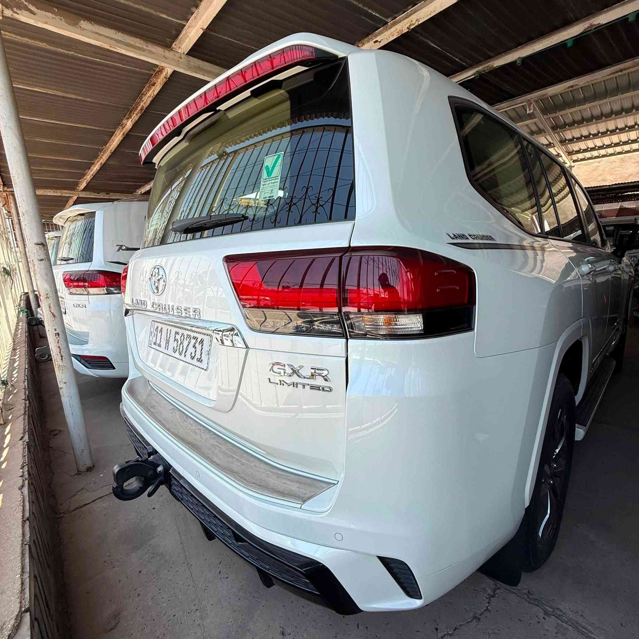 السلام عليكم 
لاندكروز GXR Limited
موديل 2023
ماشيه 30 الف 
لمتدد اصلي شركه ساز 
كفاله عامه السياره 
رقم بغداد تحويل مباشر

معرض النورين
العنوان : بغداد معارض النهضه الفرع الاول المعرض الاول 
***********
