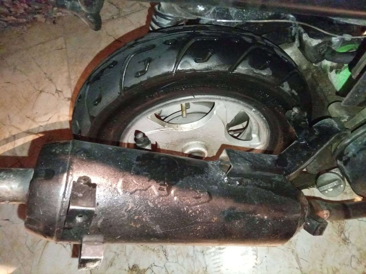 السلام عليكم ورحمة الله وبركاتة دراجة ماكس عدله للبيع سلف هندر مكينه مفتوحه 55 مال لعب شلعه معدله  مفوله دراجة بيها ويل كاب تزويد استان صفح ٧ الوان ما مشدوو يدات تزويد سبع الوان كفراتها كاملها من اول كفر ل اخر كفر دراجه 500 بيها مجال تشلع عيوني تواصل ***********
عنواني ناصرية مركز
