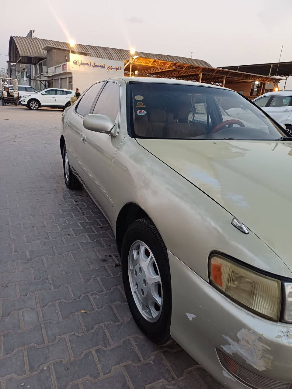 السلام عليكم كرستا البيع موديل 1993 محرك 2500 جديد كهربائيات شغاله تخم جديد حداديه خير من الله مداور ثاني يوم السياره كصه قماره مكفوله من الضربه القويه مكاني نجف كوفه السعر 44// ***********
