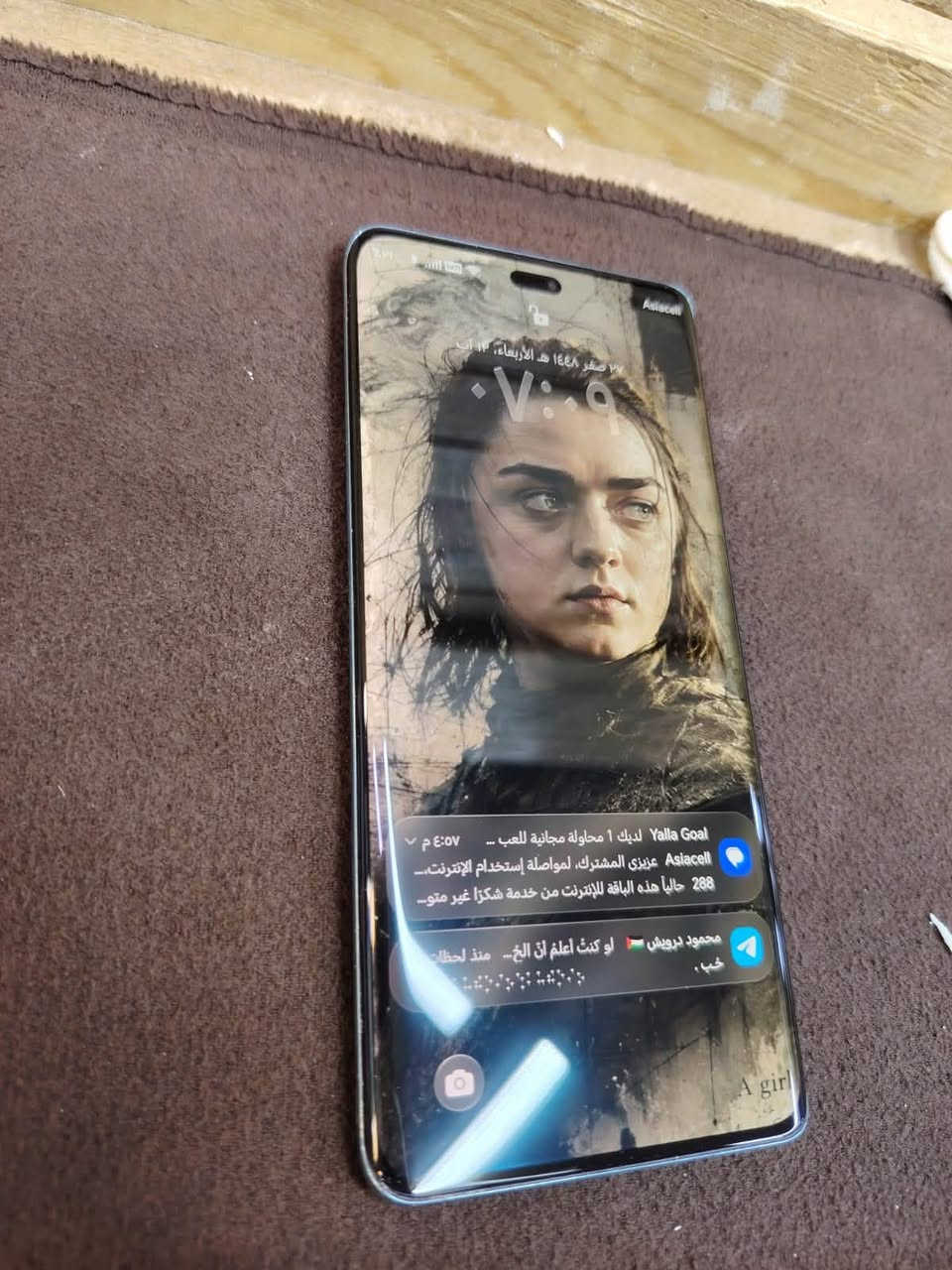 📱 للبيع هاتف HONOR X9c بحالة الزيروو (شبه جديد)
تفاصيل الجهاز:
 الفترة: مشتري قبل شهر تقريباً وبعده بضمان.
 الحالة: الجهاز نظيف جداً وخالي من أي عيوب، وكامل غراضه (الملحقات والكرتون موجودة).
 المواصفات الأساسية:
 الذاكرة العشوائية (الرام): 12 جيجابايت (+12 جيجابايت إضافية Honor RAM Turbo).
 سعة التخزين: 256 جيجابايت.
 المعالج: Snapdragon 6 Gen 1.
 البطارية: عملاقة بسعة 6600 ميللي أمبير (سيليكون وكربون).
 الشاشة: دقة عالية مع تقنية حماية البصر من هونر.
 السعر: 375 ألف (وبي مجال للجادين).
بغداد الشعب ***********
