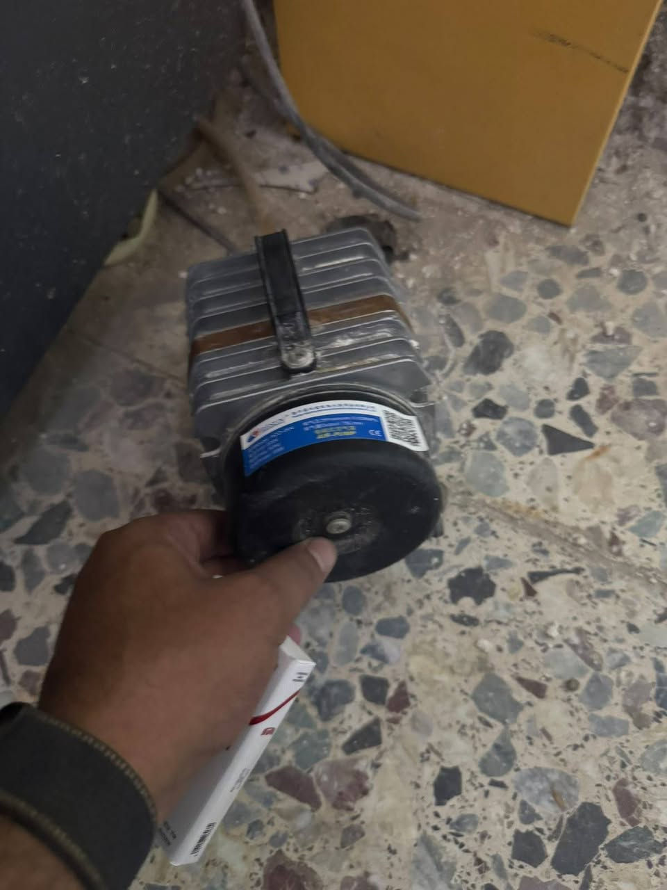 ماكينة ليزر co2 للبيع
قياس 130 * 100 
150W 
تيوب جديد 
حالة المكينة ممتازة 
تواصل ☎️
***********
