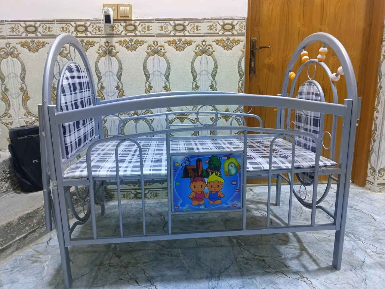 جربايتين وكنتور طفل ب75الف
***********
