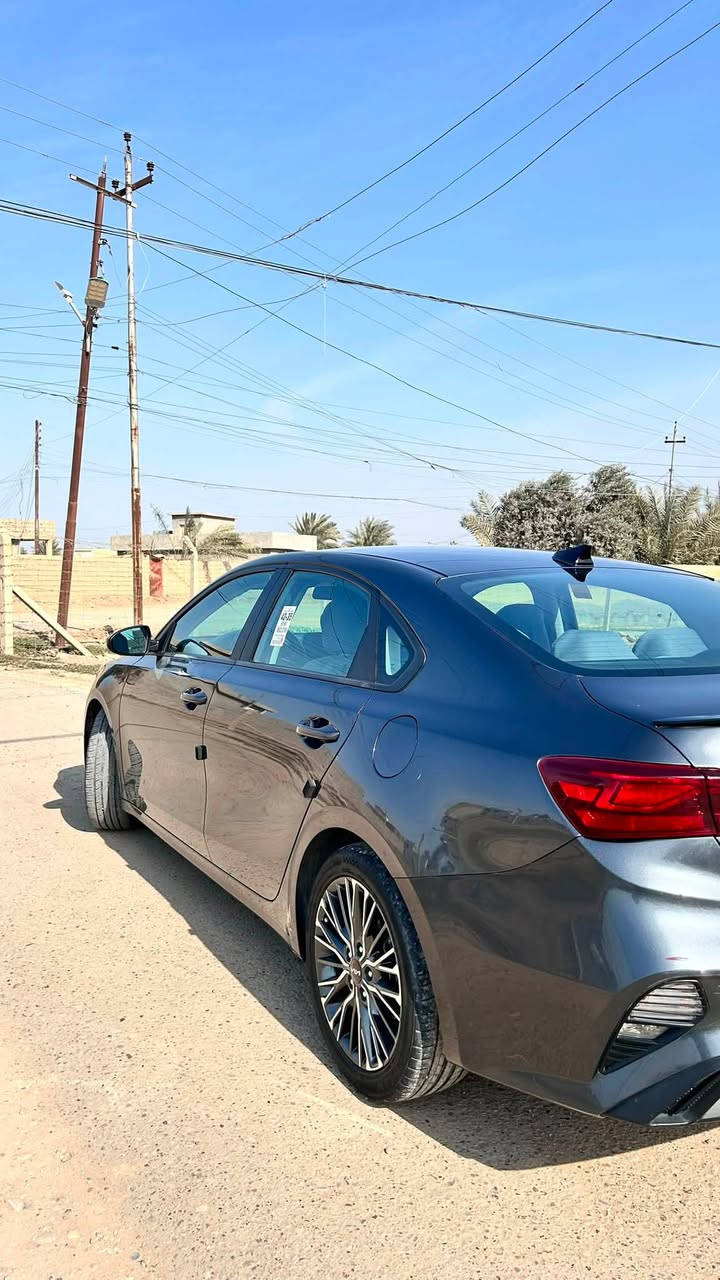 الـسـلام عـلـيـكـم
#للبيع او #مراوس
كيا فورتي موديل 2022
Kia Forte  2022
#الـسـعـر خـاص .
السياره #ماشيه 48 الف ميل فقطط
🌍 العنوان –  صلاح الدين - تكريت 
✅ المواصفات :
✅ محرك 2000 مكفول
✅ نضام تحديد مسار
✅ قياده ذاتيه
✅ جير أوتوماتيك 
✅ 3 مود درايف
✅ دخول ذكي
✅ شاشة كبيرة حديثة
✅ كاميرا خلفية
✅ Bluetooth
✅ Apple CarPlay + Android Auto
✅ تحكم ستيرن
✅ تحكم صوت من المقود
✅ مثبت سرعة
✅ إنارة LED
✅ تبريد قوي جداً
✅ وياله مال فول مواصفات أصلية
✅ ABS + نظام توازن
✅ مانع انزلاق
✅ وسائد هوائية متعددة
✅ ثبات عالي بالطريق
✅ سيارة مرتبة جداً وما تحتاج أي صرف
📍ملاحظات السيارة:
صبغ قبغ الجنطه فقط السياره ليبل واحد
بدون دواخل السياره ما ناقصه برغي 🔩
رقم تلفون 📞 للاستفسار 
( *********** ) 
(*********** )
