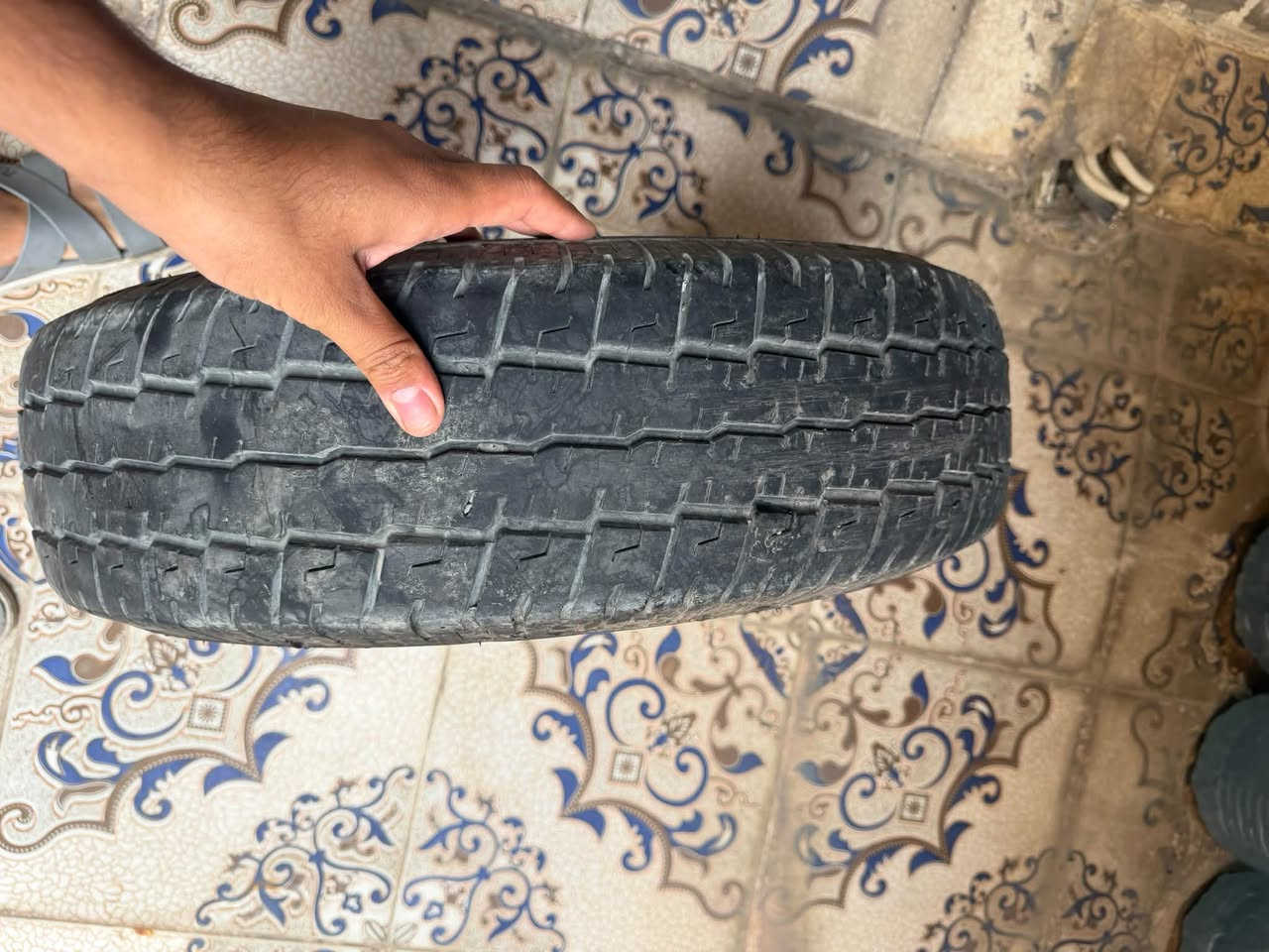 صالنصه كيا • تاير خلفي جديد • كركوك