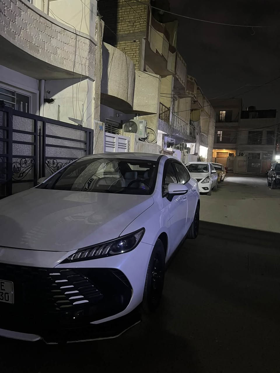 للبيع كن بلاس موديل ٢٠٢٥ مقفوله كفاله عامه بيه رصعتنين بسيطه ماشيه مكينه ٨ ألف والكلي ١٨ ألف داخل ابيضّ بجم مغلف حمايه سعر ٢١ مليون مجال قليل عنون دوره ***********
