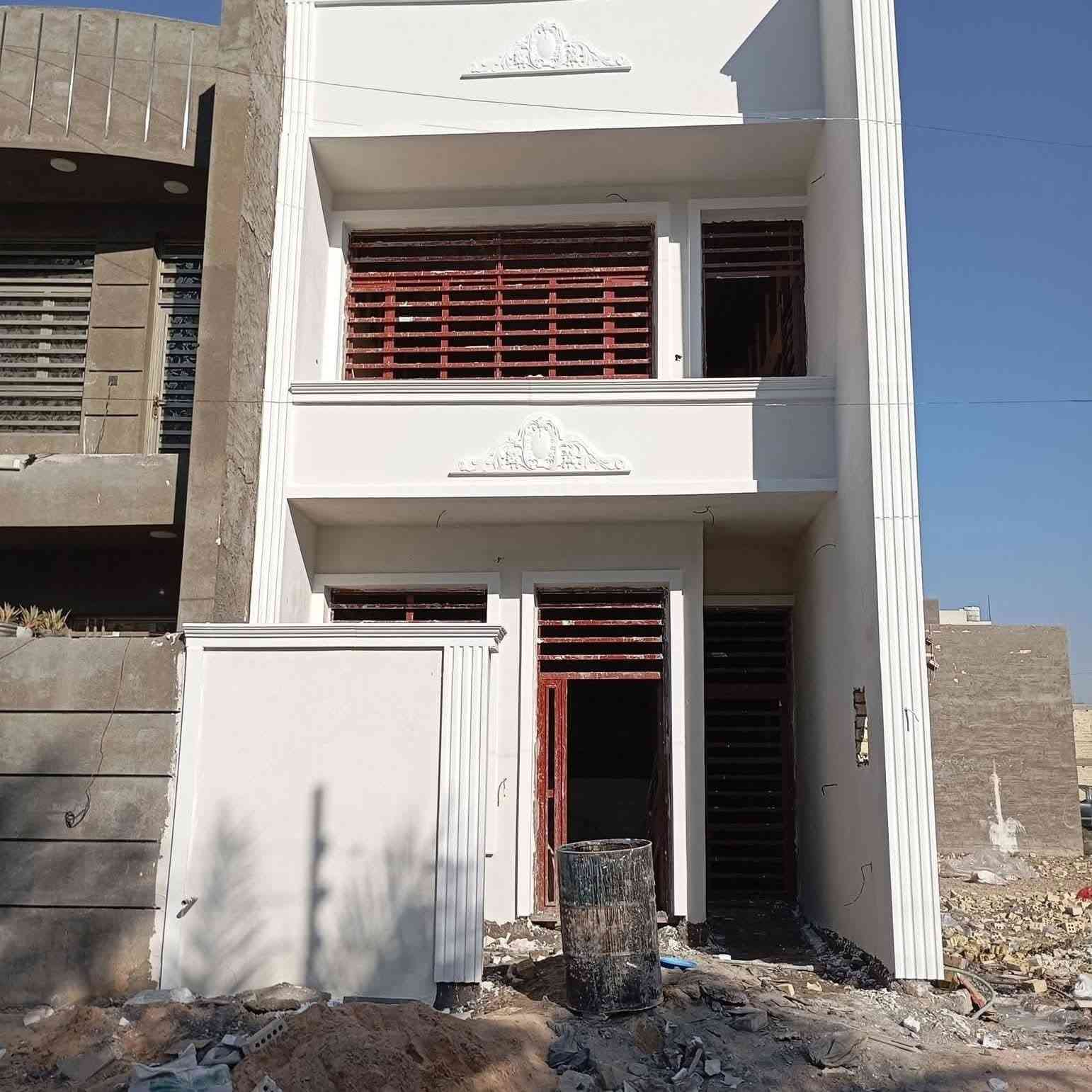 خلفة لبخ اسمنت و نثر سقل تشميع جراره مساطر شغل درجه اولي 
لبخ سقل المتر 6
لبخ ونثر المتر 7
لبخ اجراره 5
لبخ تصفير المتر 8
لبخ تشميع خارجي 3 
لبخ تشميع داخلي 2ونص
 ***********‪
