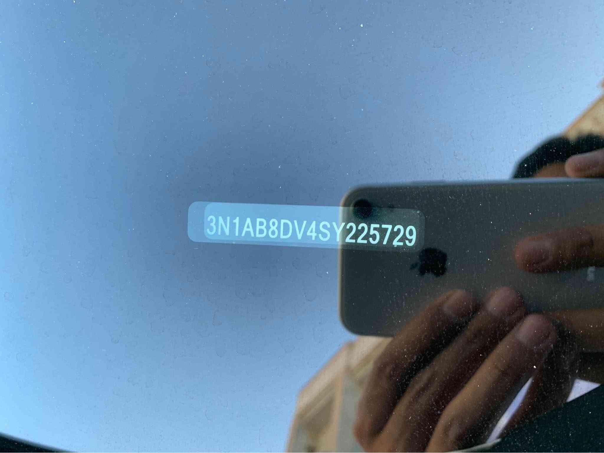 Sentra 2025 Sr فول عدا سقف 
سياره بدون صبغ بدون ارباك 
فقط قطع جملغ تعديل 
ماشية: 41
مكان عقرة
سياره تترقم شمالي 
رقم الاتصال:*********** أربيل, العراق
