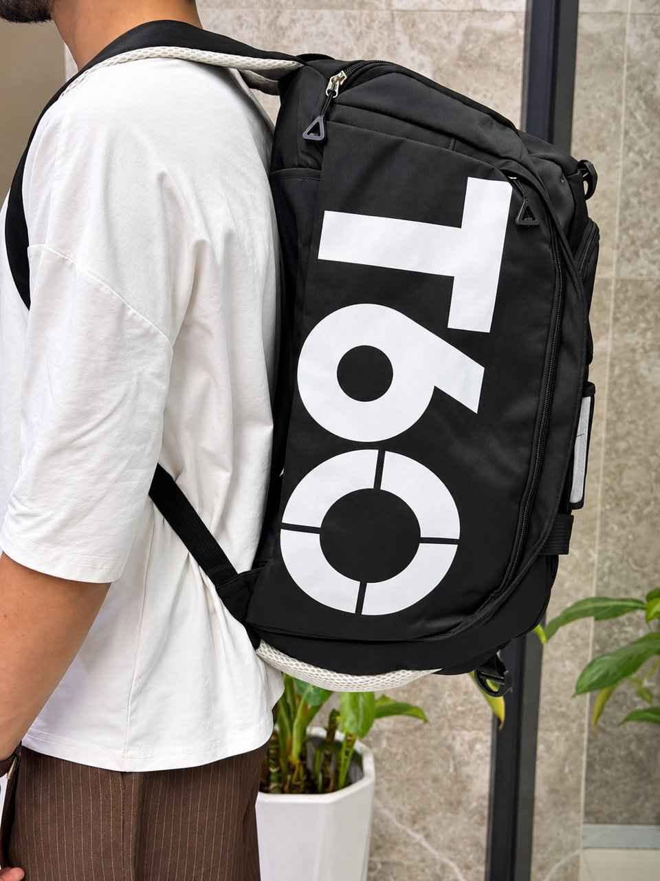 مو بس شنطة… رفيقة كل مشاويرك 🎒🔥سعر15.000
للحجز***********

إذا تريد شنطة تجمع السعة، الترتيب والستايل العصري، فـ T60 هي اختيارك 👌
مساحة واسعة لأغراضك، جيوب متعددة للتنظيم، مكان للقنينة والأحذية، وتكدر تستخدمها كشنطة ظهر أو تحملها باليد.

للجامعة، السفر، النادي أو الطلعات اليومية… كل أغراضك بمكان واحد وبستايل مرتب ✨

اختار لونك وخلي كل مشاويرك أسهل وأرتب! 🩷🤍� بغداد, العراق
