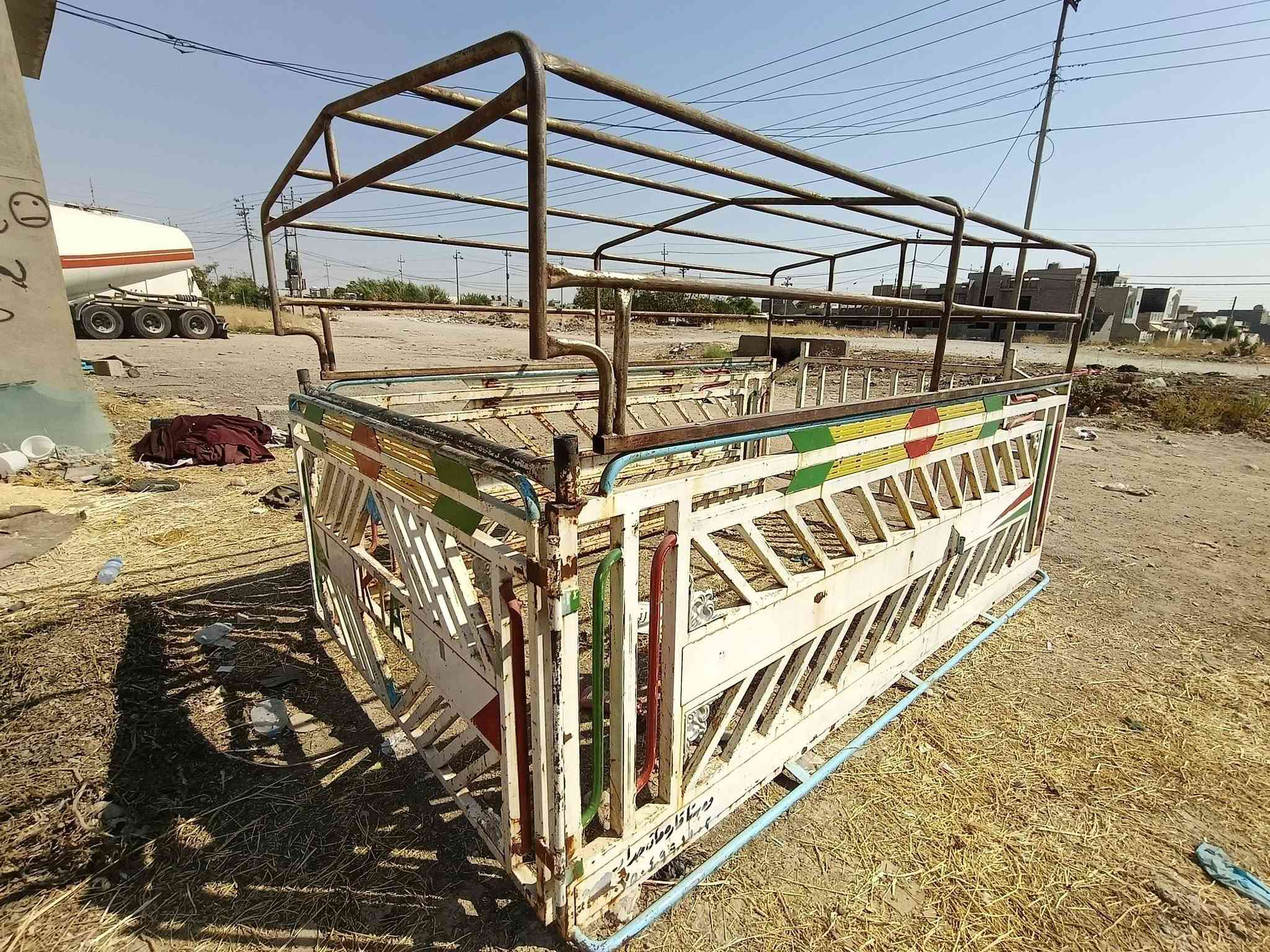 سەرەتا بە ناوی خوا جەمجەو کەبرو جادری٢٧٠٠ لە بۆ ٣٠٠٠ دەبی واتا سێ هەزاری قارەمان حەداد کامل بی شکانو خایسو رزیوی *********** شوێن هەولیر
