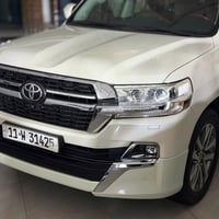 لاندكروز VXS بريم • ٢٠١٧ • محرك V8 ٥٧٠٠