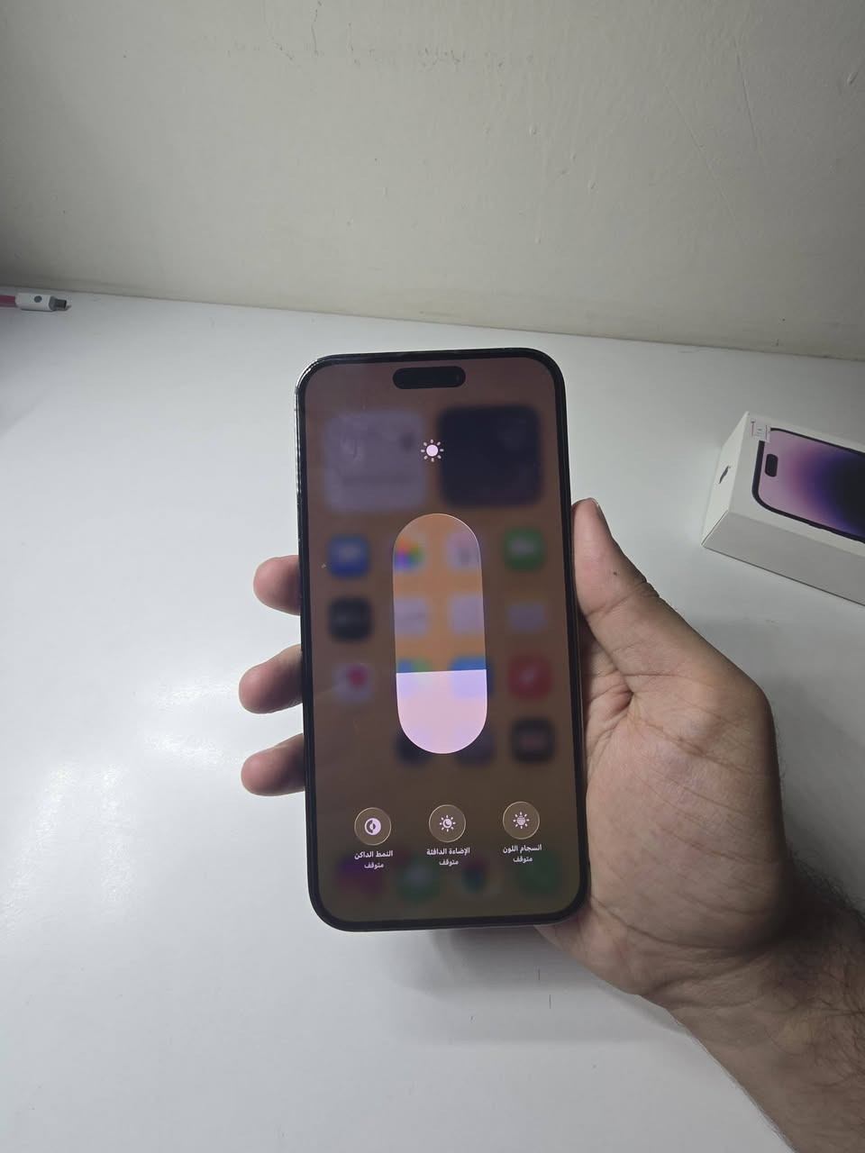 ايفون 14 promax ذاكرة ١٢٨ بطارية ٩٤ بلادية الجهاز شرق أوسط ممفتوح ولا داخل صيانه وتر بروف اخو الجديد ويا الكارتونه مالته مطابق imei وكيبل شحن سعره ٧٧٥ الف بيع فقط مكان بغداد الكرخ ***********
