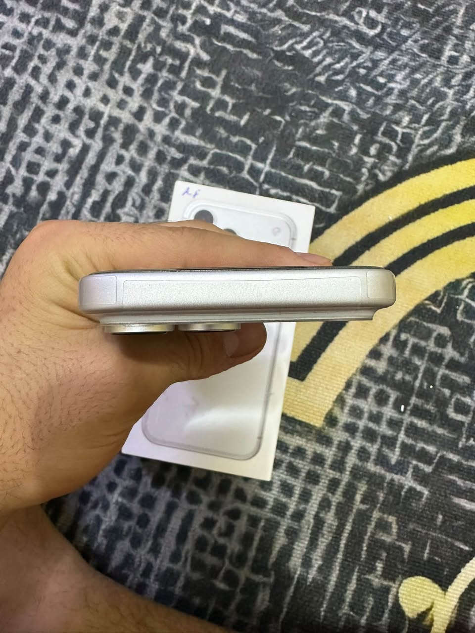 ايفون17بروماكس ماستر جديد ستخدام سبوعين مشحون 17مره بطاريه 100 كارتونه وغراضه كامله العنوان الدوره ابودشير رقم تلفون ***********
