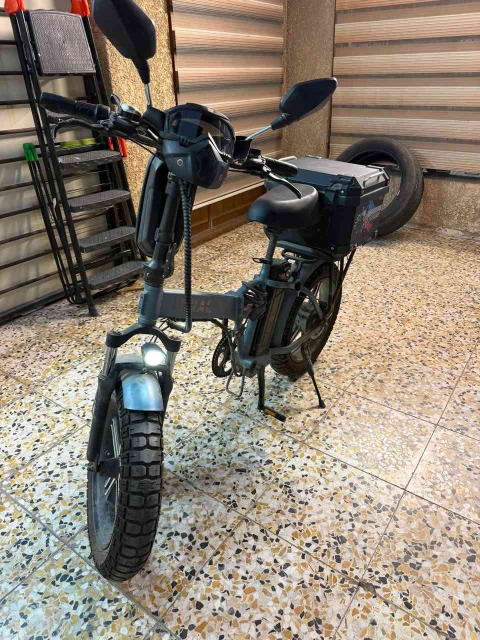 للبيع
***********
بغداد البنوك
