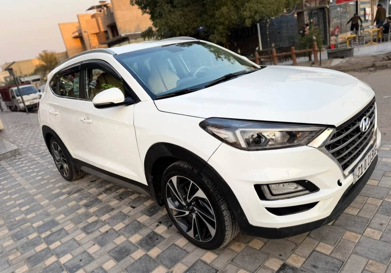 توكسان خليجي موديل 2019 بسعر جدا مناسب لغرض البيع 133$ وبيهه مجال بسيط حك الجيه
السياره ماشيه 105k عله ايدي مال بيت صارلهه سنتين عندي 
بيهه صبغ 3 قطع ونص السونار مرفوق بل منشور 
بصمه تشغيل بصمه أبواب شاشه جبيره كامره دواره مري شفط اشاير بل مري تبريد ثلج داخل عسلي مكينه 2000 دوش 
كرسي كهرباء شحن لاسلكي كشن جلد رقم سليمانيه الجديد بأسمي 
مكان السياره بغداد الرصافه 
للاستفسار
*********** غير متواجد على الفيس
