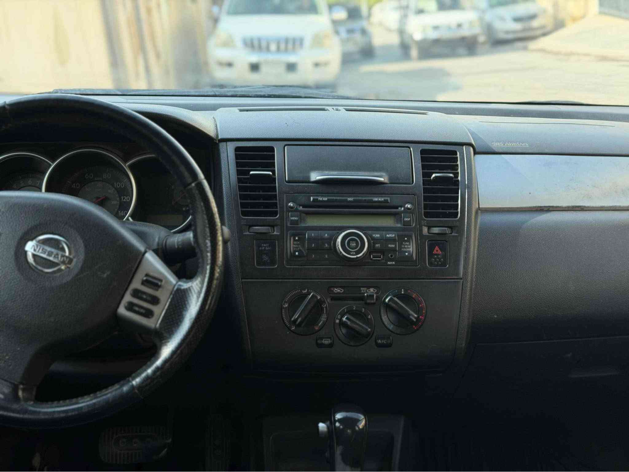 فيرسا • ٢٠٠٩ • أوتوماتيك