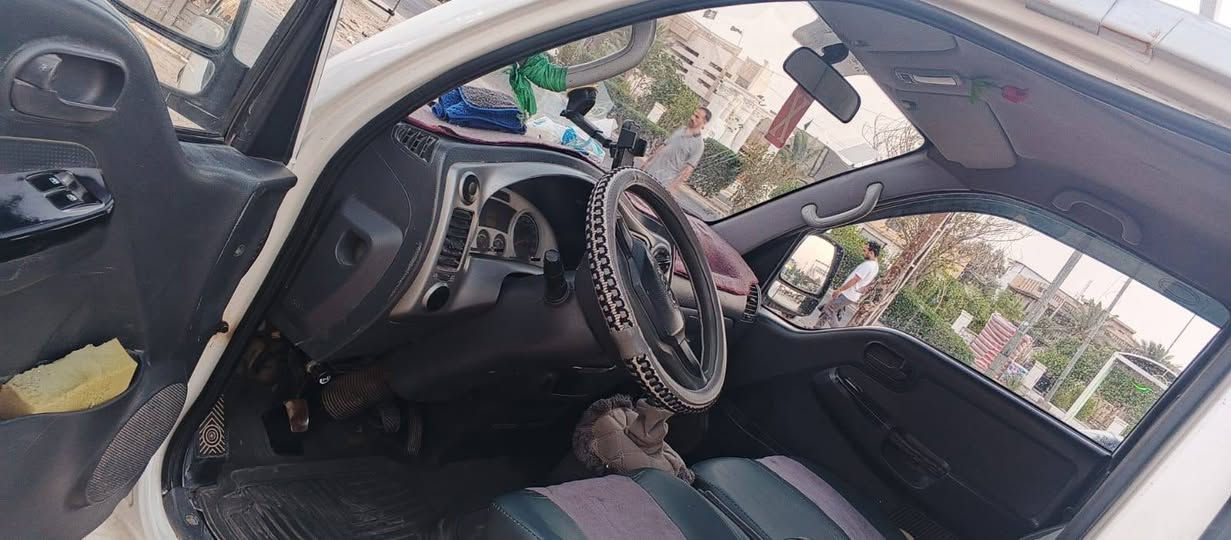 السلام عليكم شباب كية بنكو فحل للبيع مديل 2013 رقم ميسان انكليزي مكفولة من الضربة والصبغ عدا بيها خياس بسيط مكينة وكير بلكارتون ترايلك ل أربيل بدون  ما تنقص قطرة دهن حدادة ورة وكدام بلجيس تبريد اذا مو ثلج يكسر العظام ما مقبول تخم تاير امامي  ياباني اصلي سعر التخم 350  وتخم خلفي هم كلش جديد داخلها كلش جديد  راعيها يريد تحويل رقم شاصيها واضح وتشوفة من بعيد وكلشي بيها شغال من لايت للبك لايت  وسيارة كلش جديدة ومال جناي مو بياع شراي ومتعوب عليها سيارة عليها ادامة كاملة منظومة نوزلات  وبم للكاز  ومنضومة ماي ودهن السيارة ودهن الكير كلة جديد ربع دينار نقص مابيها تاخذها كبل تشتغل بيها مكاني بصرة الفنجانية هاذ رقمي وتساب ***********
وهاذ اتصال ***********
