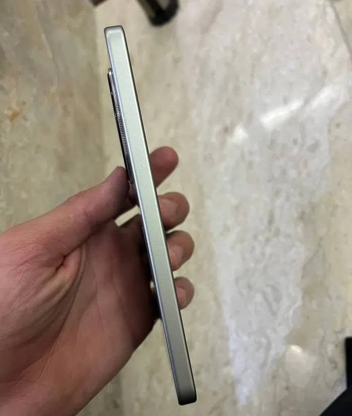 هونر X9d ستخدام قليل نضافه 100٪ ذاكره ٢٥٦ العشوائية ١٢ ملحقات شاحنه حافضات ٢ لاصق شاشه.. السعر ٤٢٥ الف.. *********** بغداد
