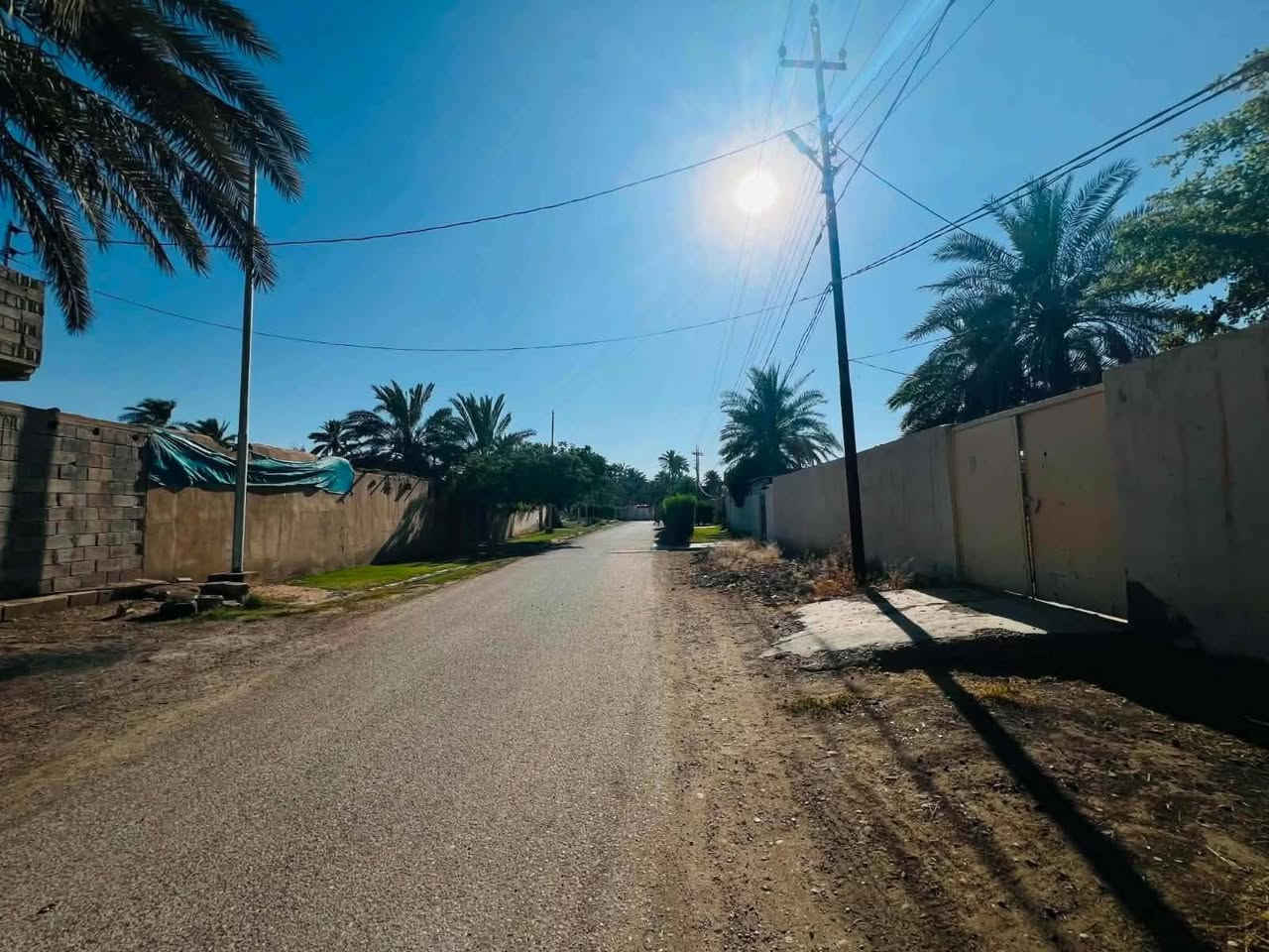 دار للبيع
طابو صرف في المقدادية قرية برشتة المساحة ٢٧٠ متر واقع الحال ٣١٠ يتكون من إستقبال وهول وصالة وغرفتين نوم ومطبخ وصحيات .
،سنة البناء ٢٠١٨ 

للاستفسار الاتصال على الرقم ***********
