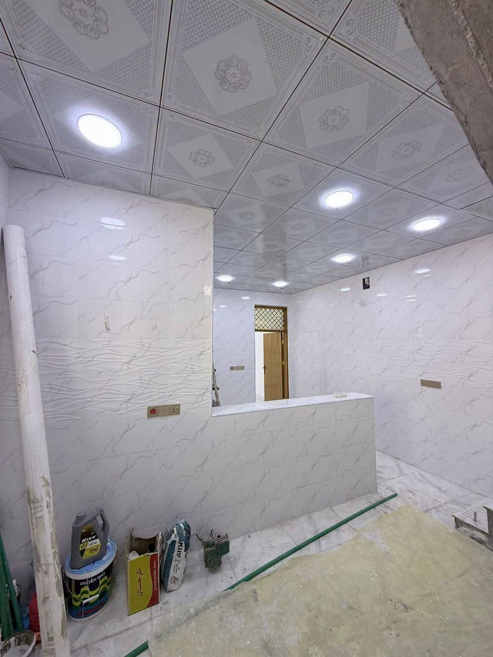 🔶 إعلان رسمي –دار البيع  النجف الأشرف – حي النداء / مجمع بيتي. الثاني سند حر طابو صرف 

📐 المساحة: 50 متر – طابق واحد

🔸 يحتوي على:

– غرفه نوم

– صالة

– مطبخ

– صحيات داخلية وخارجية

– مغاسل مكشوفة

– مخزن فوك 

🔸 البناء: طابوق – صب كونكريت

(أساس وسقف وبيتونة بنظام حديث)
🔶 إعلان رسمي –دار البيع  النجف الأشرف – حي النداء / مجمع بيتي. الثاني سند حر طابو صرف 

📐 المساحة: 50 متر – طابق واحد

🔸 يحتوي على:

– غرفه نوم

– صالة

– مطبخ

– صحيات داخلية وخارجية

– مغاسل مكشوفة

– مخزن فوك 

🔸 البناء: طابوق – صب كونكريت

(أساس وسقف وبيتونة بنظام حديث)
 ***********
