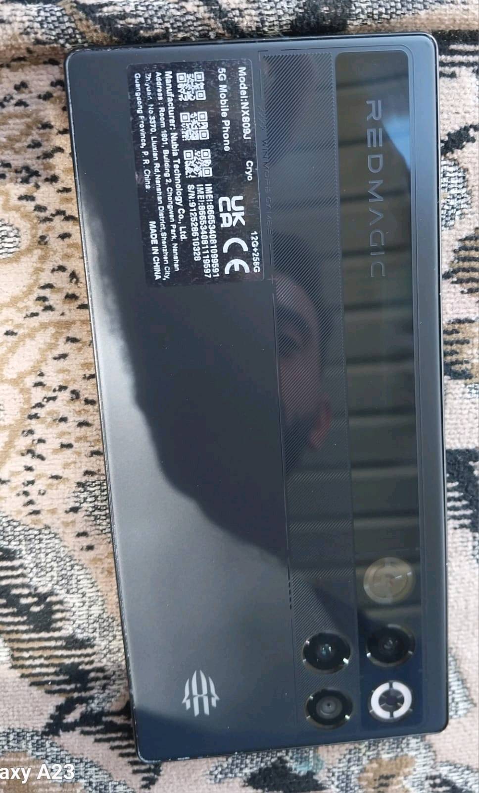جهاز red magic 11 pro جهاز نضيف كلش بالكارتونه اخذته ب 1400 مستخدم اقل شهر 
بطاريه 100
دورات 21
ذاكره 256
رام 12+12
نضيف 100%
رايده 900 و بي مجال 
تواصل ***********