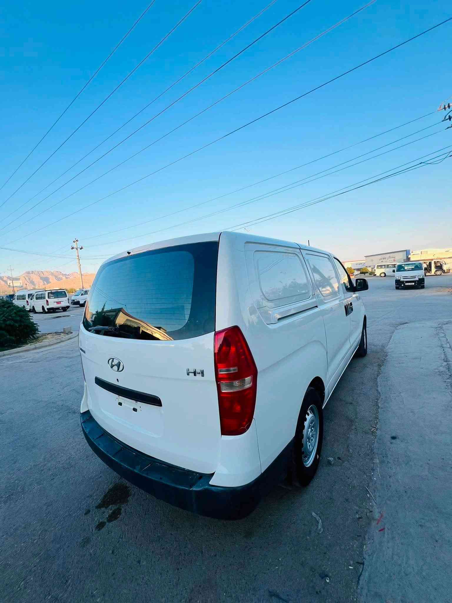 هۆنداگاز H1
2011
166kmحقیقی ماشیە
سەنەوی حتا٢٠٣١جدید بسمی
مکفول کفالە عامە
للبیح***********
