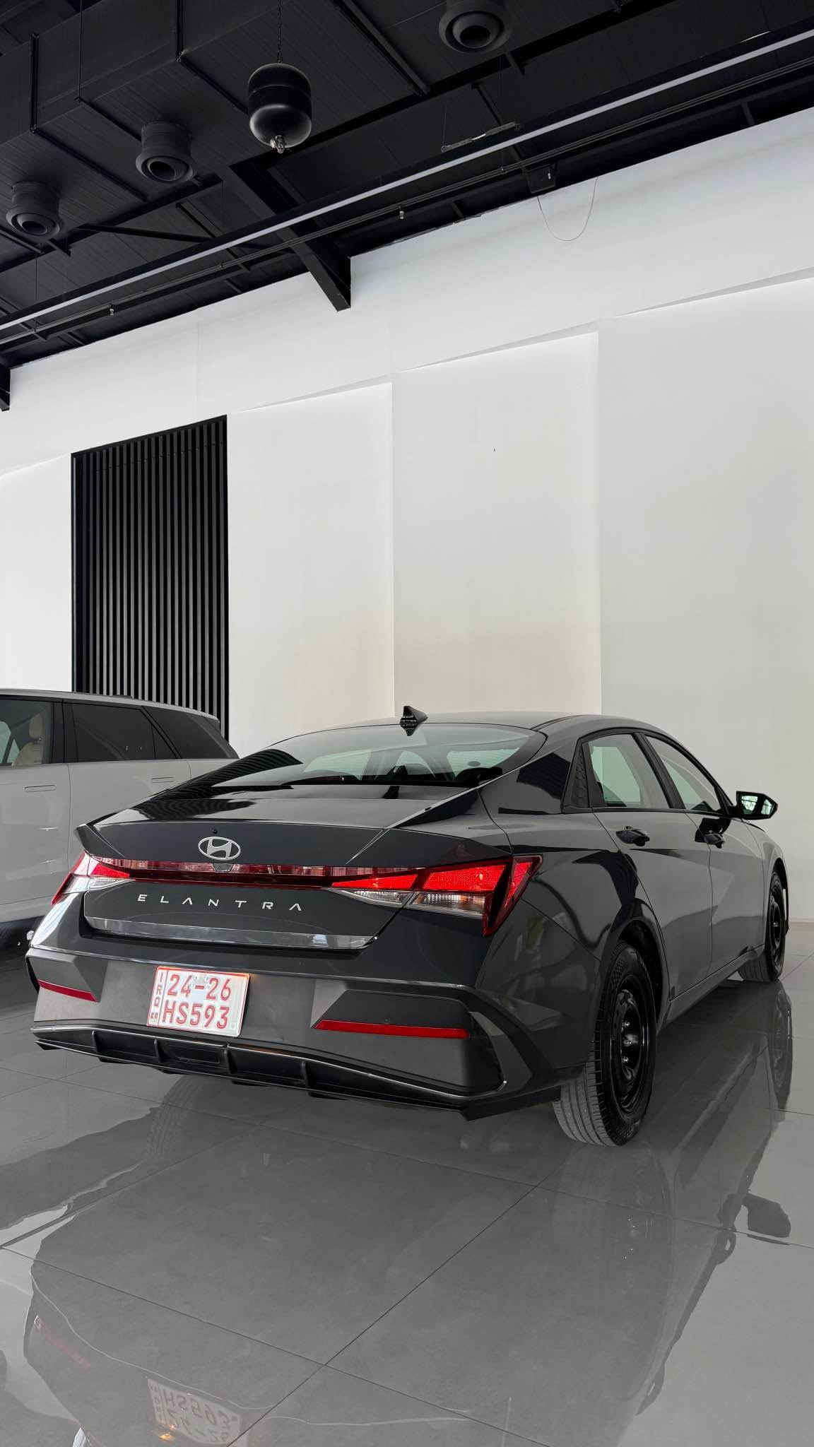 سەرەتا بەناوی خودا
Hyundai Elantra مۆدێل 2024 سەیارەکە تەنها 47,000 کم ڕۆشتووە زۆر تازەو جوانە هەروەها بێ بۆیاخە و گێڕ و مەکینەو کارەباییاتی بەشەرت ڕەقەم کاتی قەبارەی بزوێنەرەکەی 2.0لتری 4 بستۆنە مواصەفات:
کامێرا
حاصە
ڕادار
کوشن هیتەر
شاشە
سیستمی ئەپڵ کارپلەی و ئەندرۆید ئەوتۆ
لایت LED
هێڵی جادە
 سیستەمی سەلامەتی و یاریدەدەری شۆفێر
سیستەمی ئاگادارکردنەوە لە ماندووبوونی شۆفێر (DAW)
راداری دواوە (RCCA): ئاگادارکردنەوە لە ئۆتۆمبێل لە کاتی گەڕانەوە بۆ دواوە
٦ ئێرباگی سەلامەتی دەوروپشت
نرخی 160 وەرەقە و کەمێک مەجال
ژمارەی مۆبایل:***********
WhatsApp&Viber✅ السليمانية, العراق
