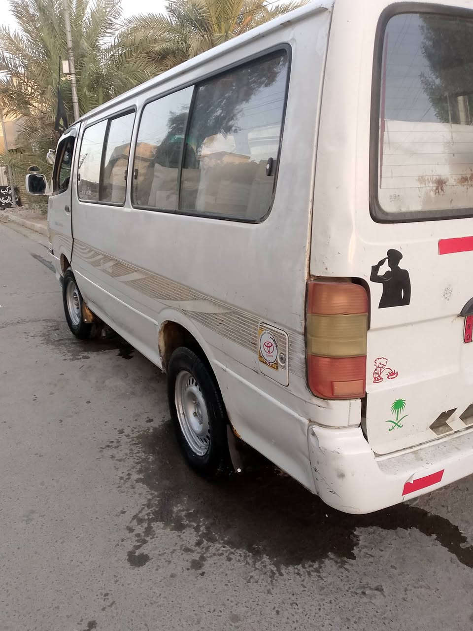 % سلام عليكم سياره للبيع فتون جنبي مصفره وغرامات الحسينيه الراشديه السعر 45 شراي يتصل على هذا الرقم ***********
