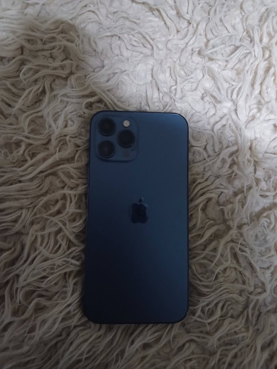 ايفون 12برو ماكس ✅
مبدل شاشه وكاله فقط ♻️
ذاكره 256وتر برو 👍جهاز نضيف الله شاهد 👌
➕للبيع سعره 325وبي مجال حك الجيه 
رقم الهاتف ***********متواجد واتساب ومازنجر ✅👍
