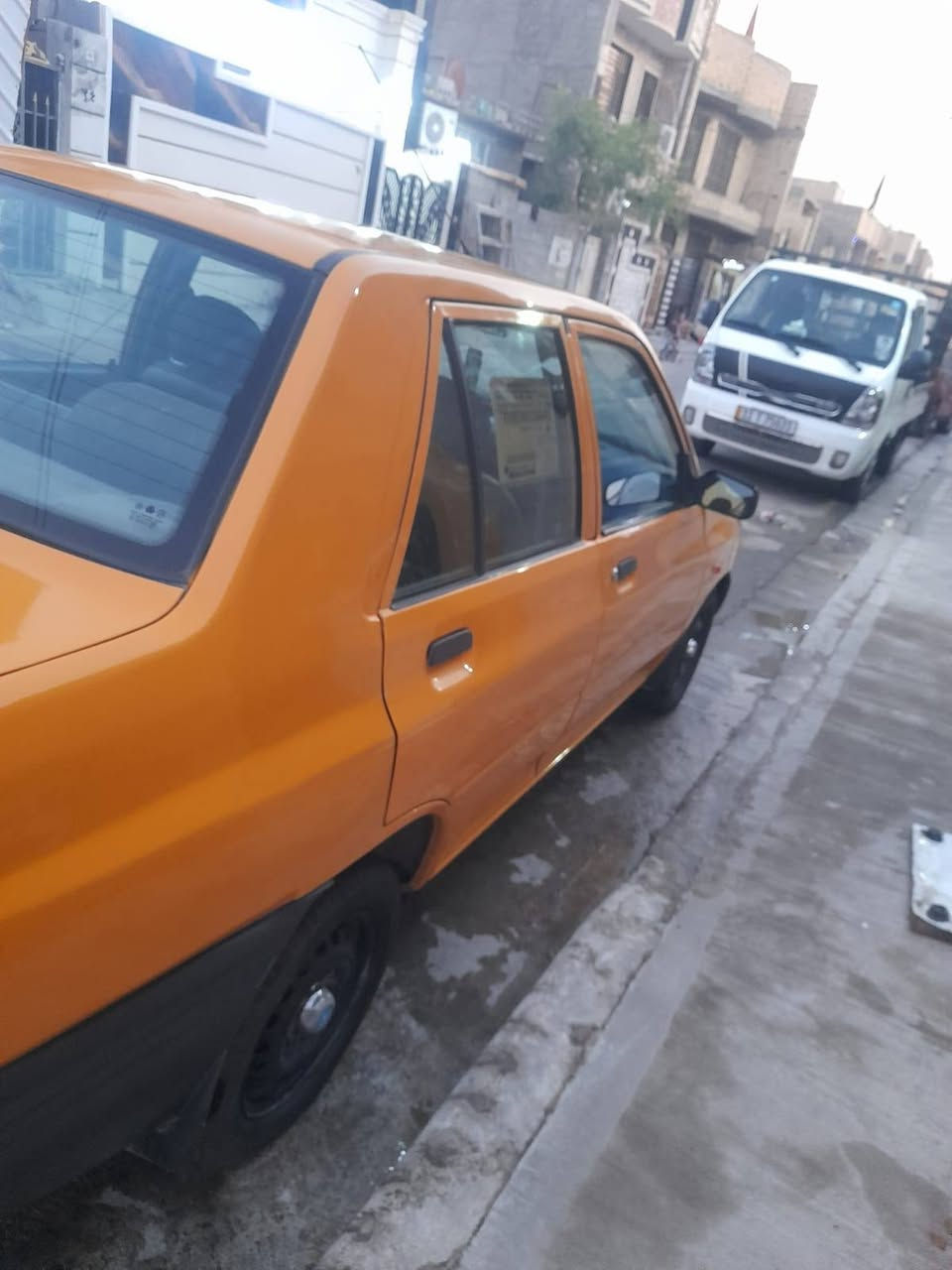 ***********سلام عليكم. سايبه موديل 22 سياره نضيفه أي نقص ما بيه بس طخه جملق خلفي من صفحه بك لايت باقي مكفول  سياره باسمي مصفره. مكان بغداد الزعفرانيه
