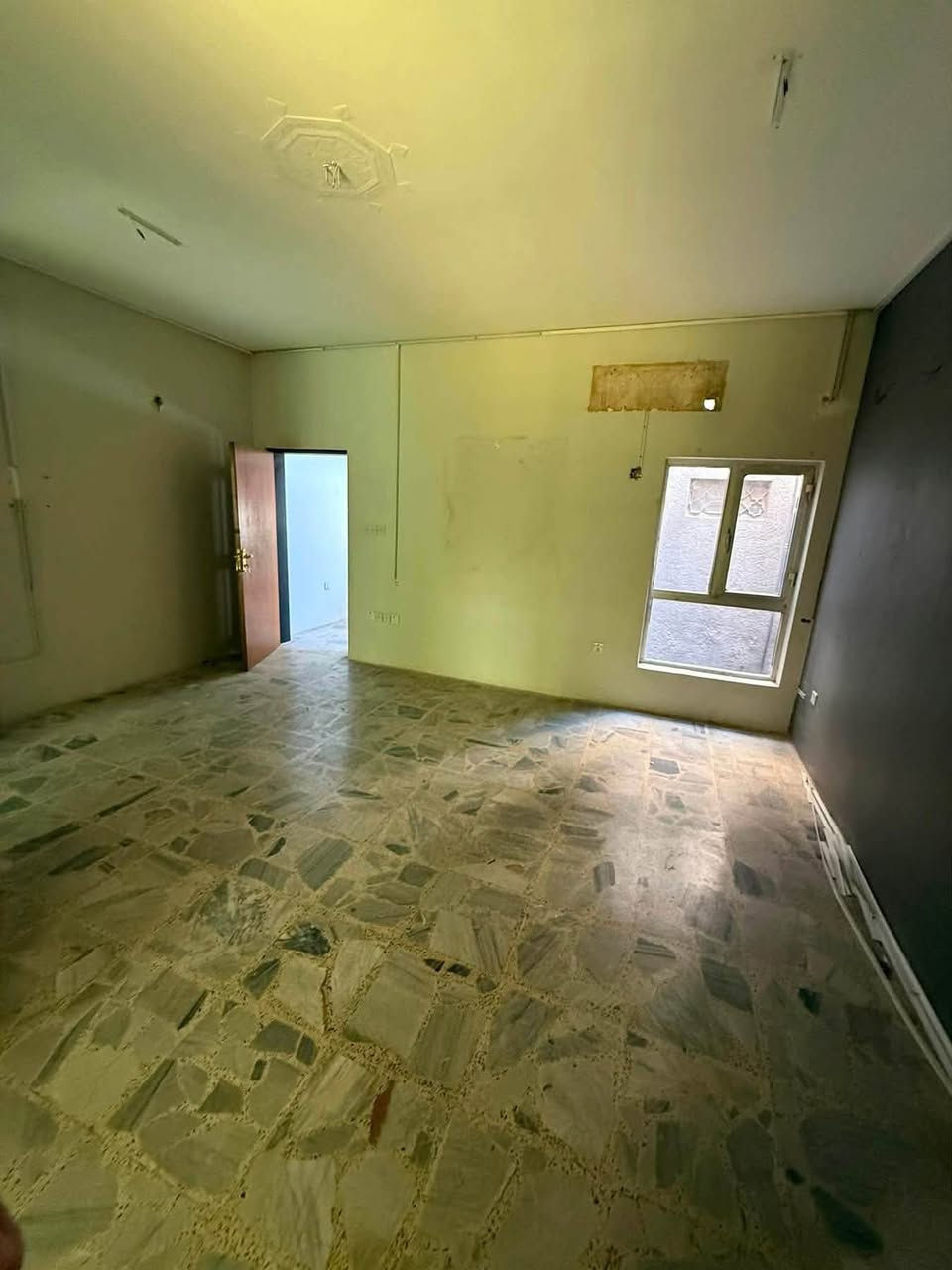 🔱 دار كلاسك في عرصات الهنديه ( تجاري )لـلايـجـار 🔱

عنوان الدار :- 📍عرصات الهنديه جهه السده

♦️ الـمــســاحــه : 150 مــتــر 

✨ للشركات  فقط 

🛑 يـحـتـوي الـدار عـلــى  : 

-  كراج 
- صاله
- غرف النوم عدد 4 و مجموعه صحيات
- مطبخ  
- بـدل الايـجـار  السنوي مناسب ✔️

*********** مهندس اسامة
