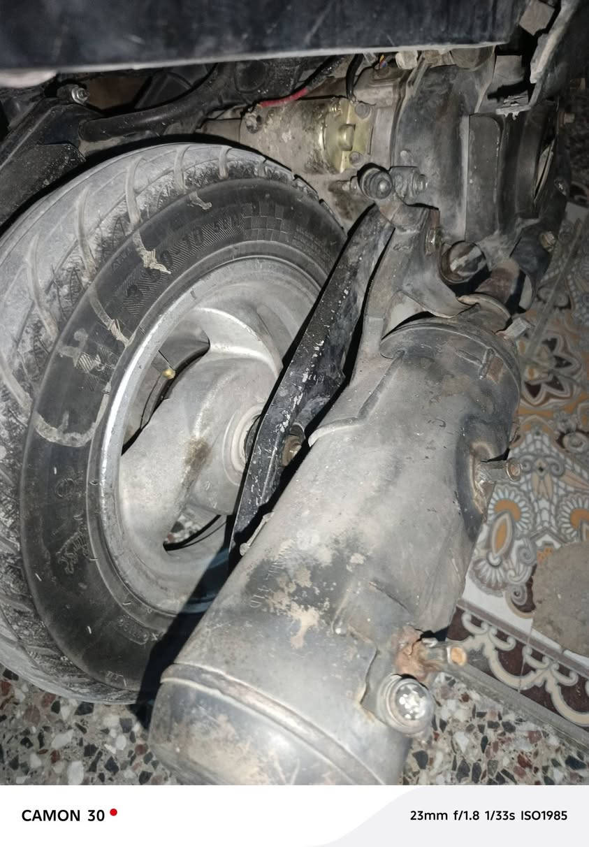 اكزز ياباني محور كابريتر اصلي مكينه ناعمه سلف وهندر سعر 250 عنوان طالبيه ***********
