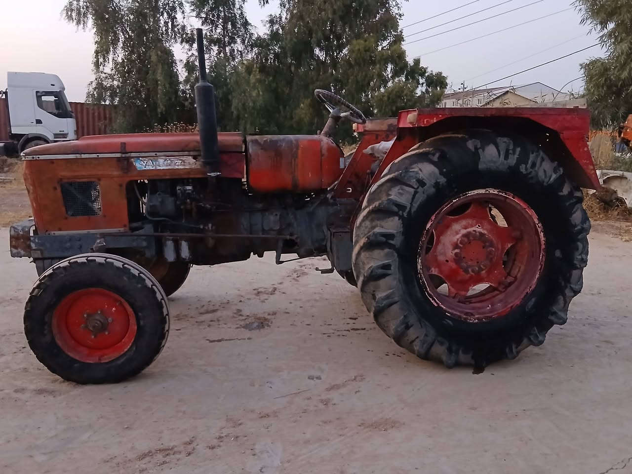 ئەم عەنتەرەبۆفرۆشتن گێرمەکینە اکسل هەمووی بەشەرت رەقەموو سەنەوییە مۆدێل ۹۰ شوێن هەولێر ***********
