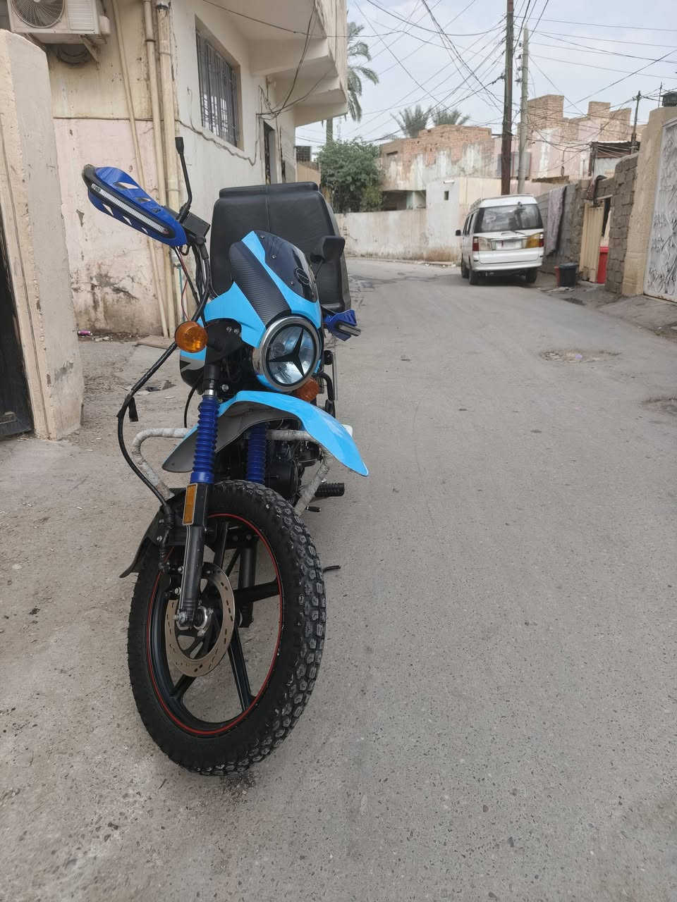 دايوان • ٢٣ • ٢٠٠
