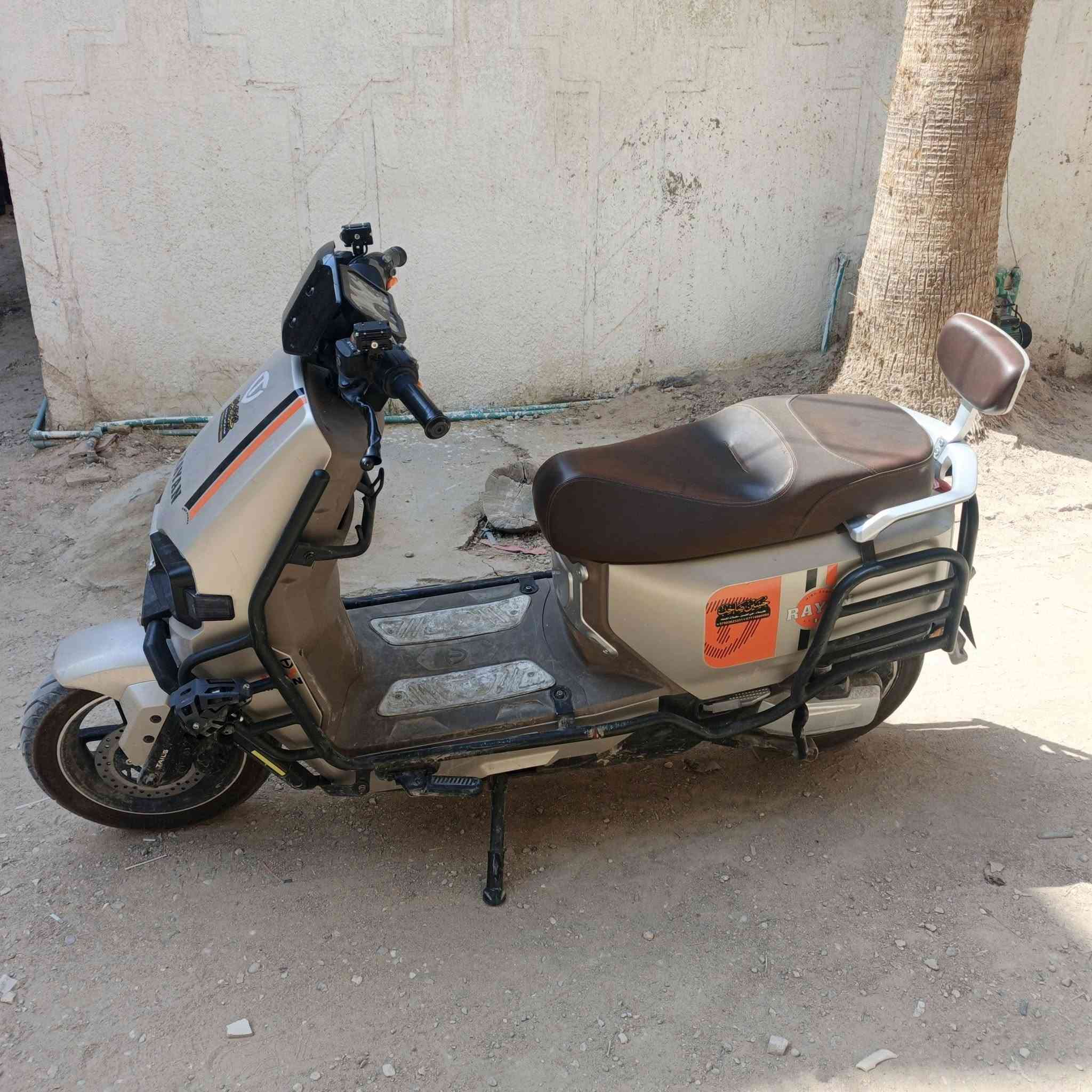 باسكل للبيع كربلاء بطاريات ٦ مسطرة كبار سعره مليون وخمسين وبي مجال
***********
