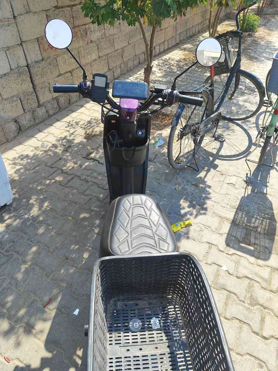 دراجة شحن • نظيفه • 8R