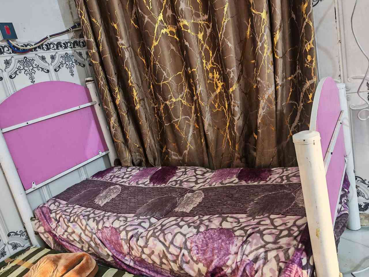 والسلام عليكم عندي جينكو 6قطع متر 5امتار للبيع جرابي اطفال ام الملحق 2للبيع الاستفسار تواصل معي ***********
مكاني بغداد حي النصر
