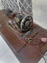 مكينة خياطة • نظيفة • الهاشميه